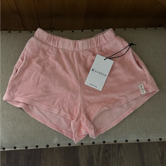 NWT Kaveah Girls' Terry Pocket Shorts | Size 8-10 - Picture 1 of 4